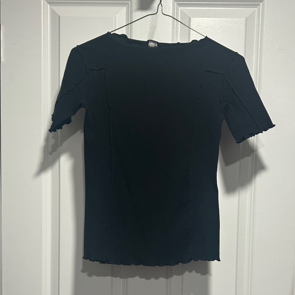 Baserange Black Short Sleeve Lettuce-Edge Top - Womens